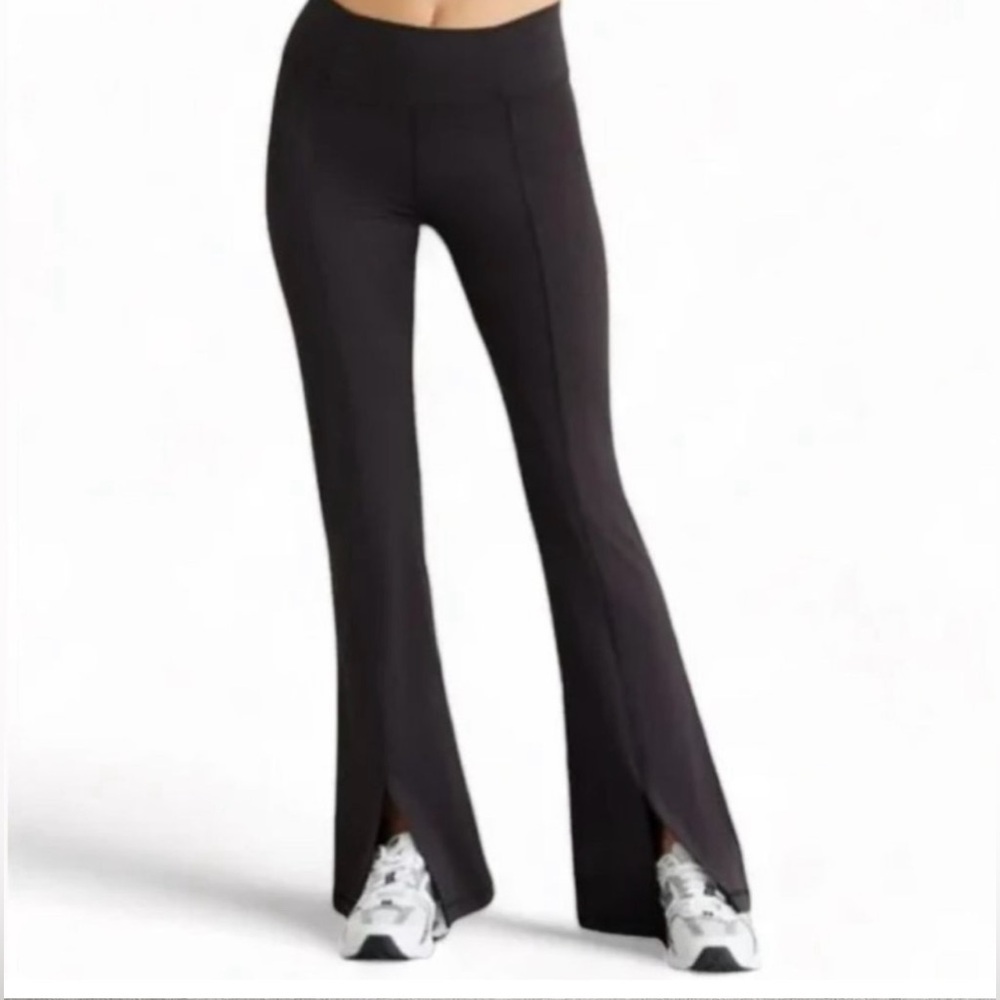 CALVIN KLEIN‎ PERFORMANCE Slit
Flare Black High Waisted Stretchy Size L